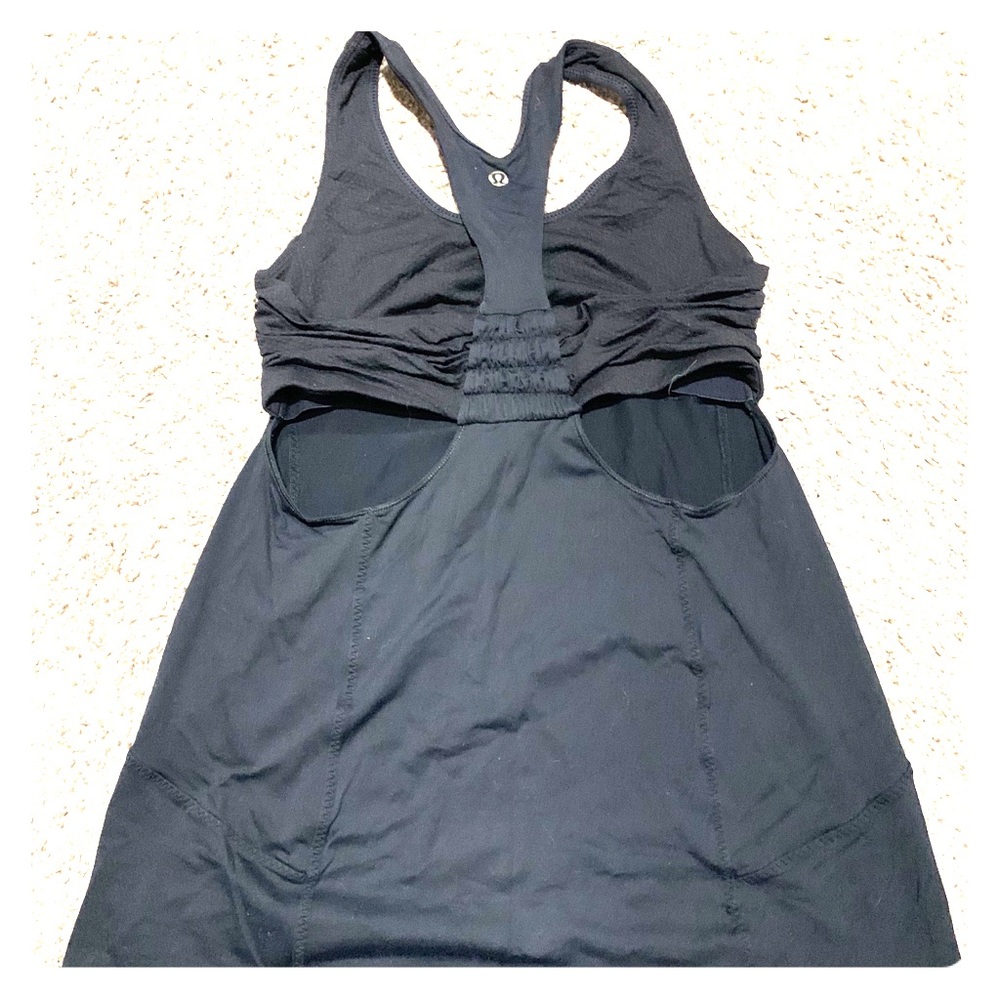 LULULEMON size 6